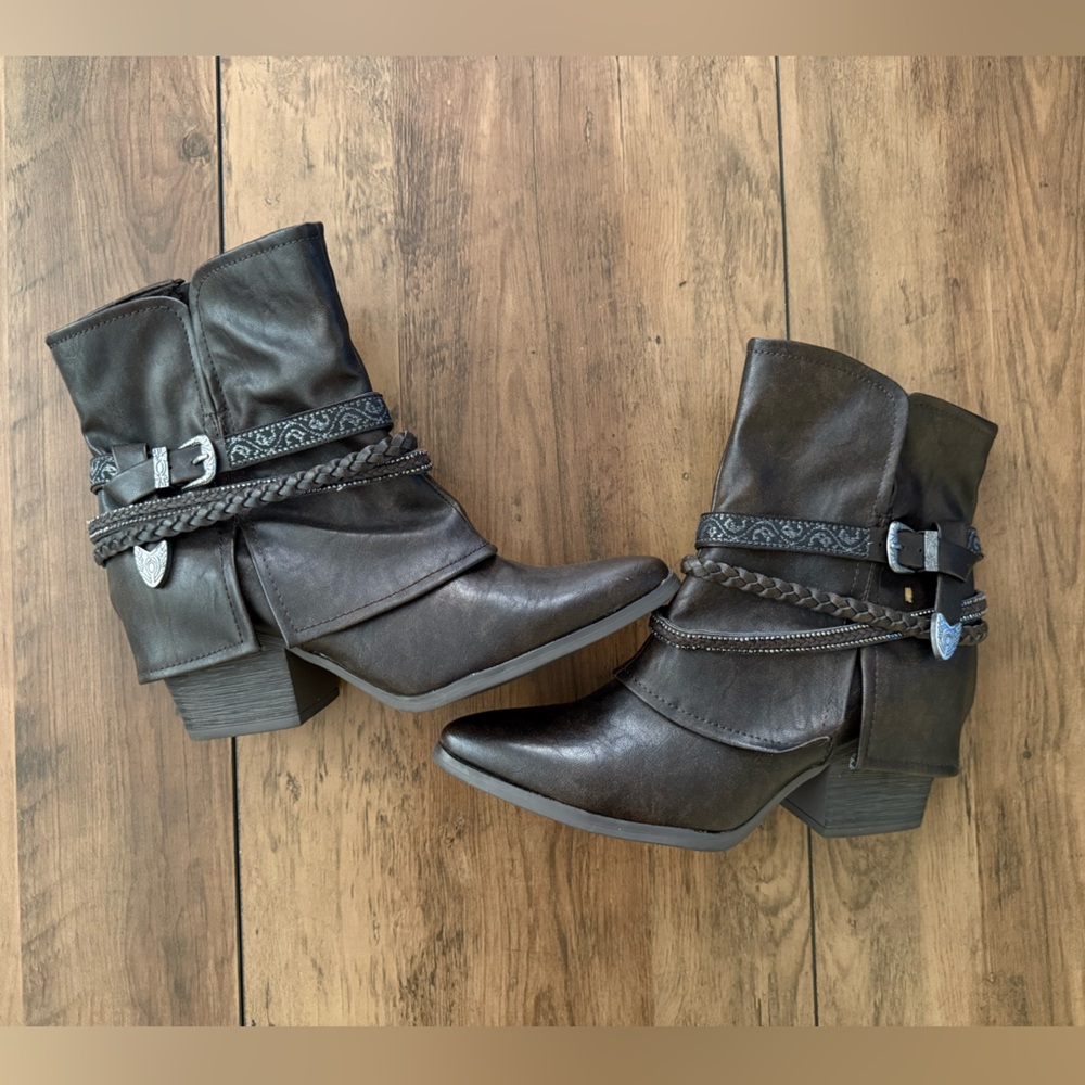 Women's booties